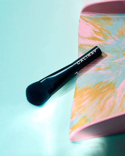 Blurry Blush Brush Travel Size